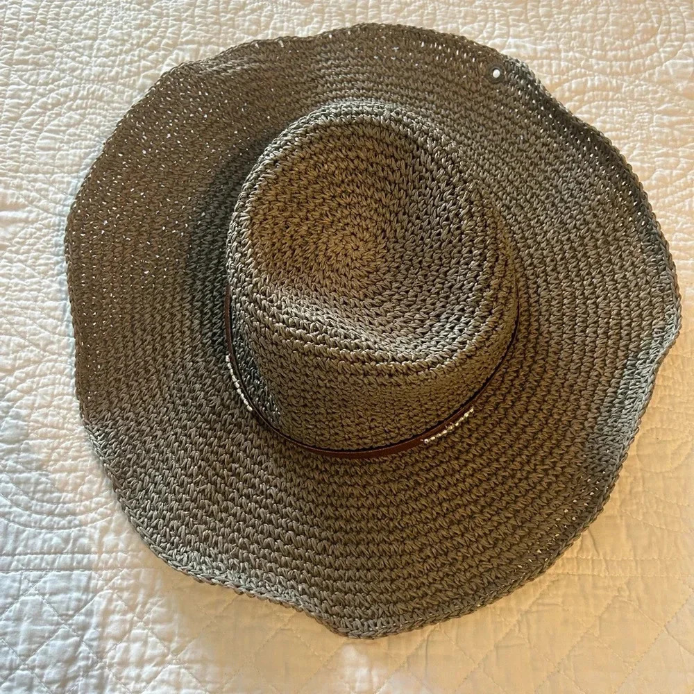 Peter Grimm True Character Hat